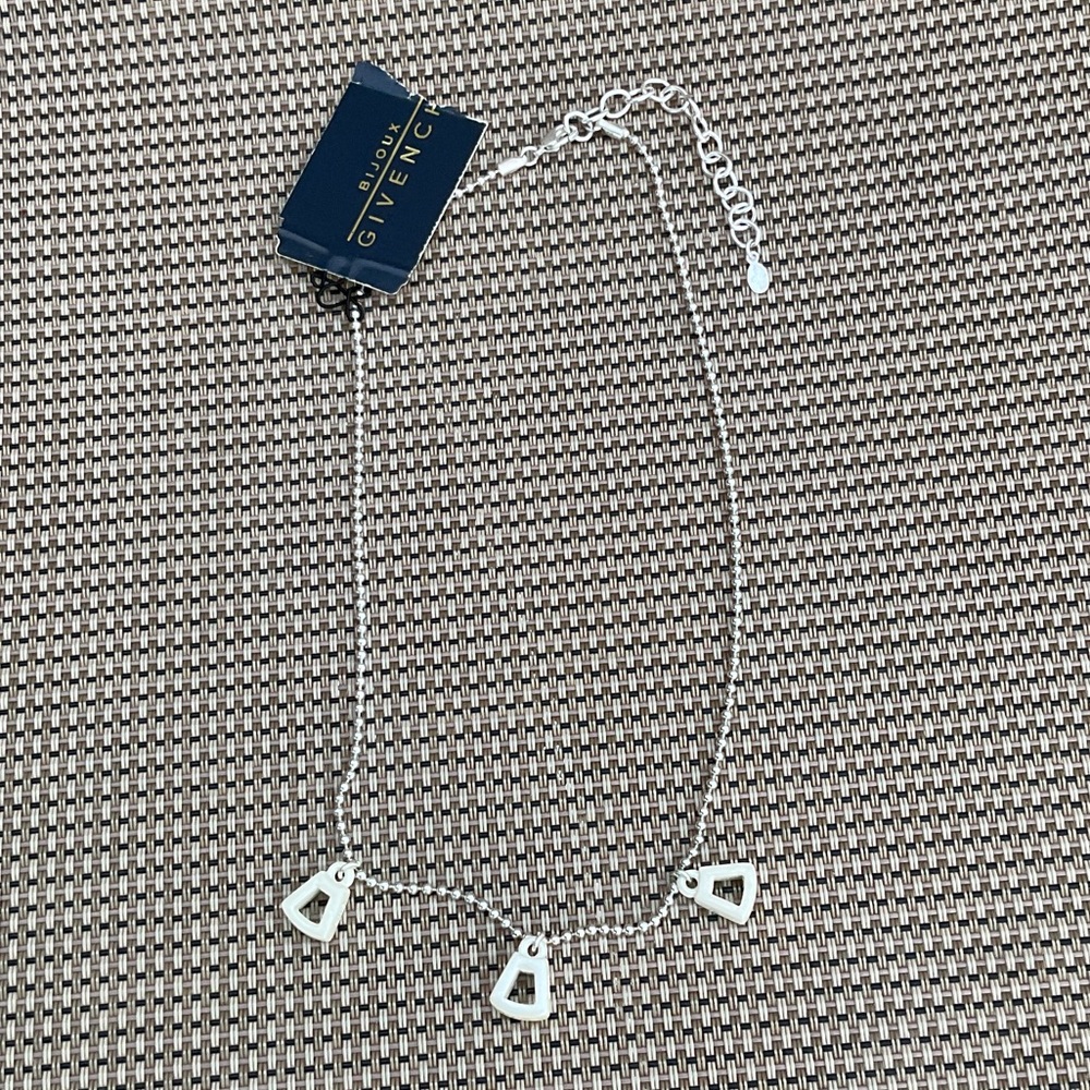 ⭐️SALE⭐️$50 Givenchy Silver Necklace with Geometric Charms